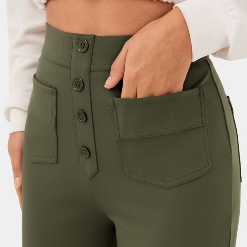 New Halara High Waisted Button Multiple Pockets S… - image 3